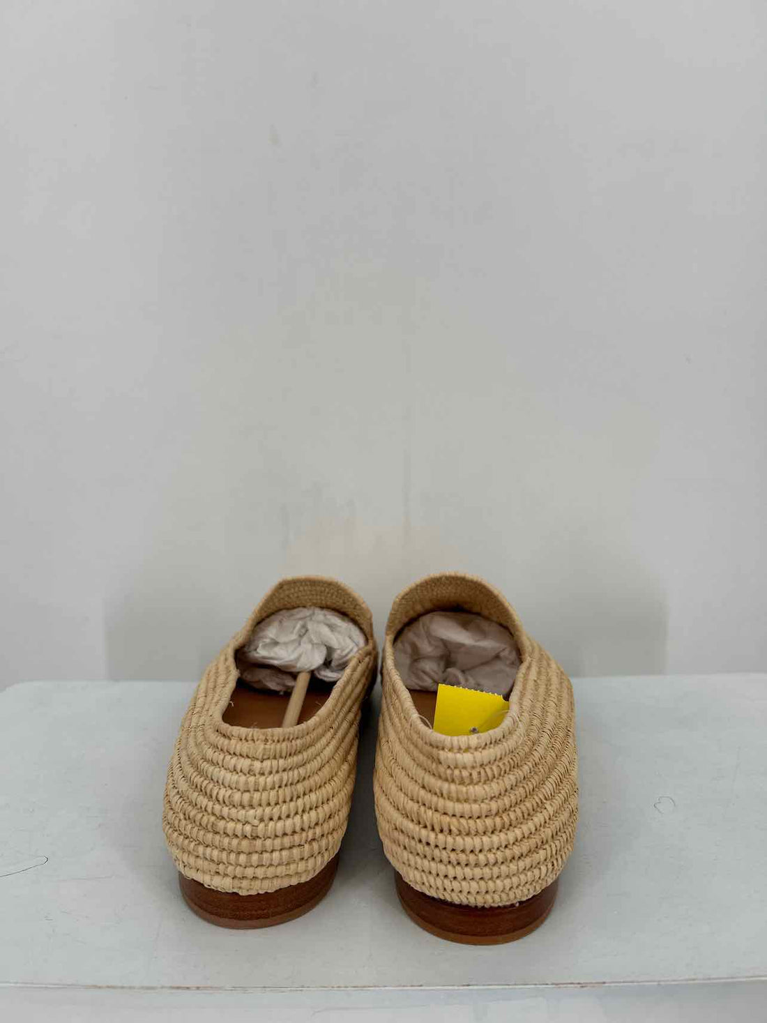 Carrie Forbes Women Size 38 (7.5-8) Natural Like New Flats