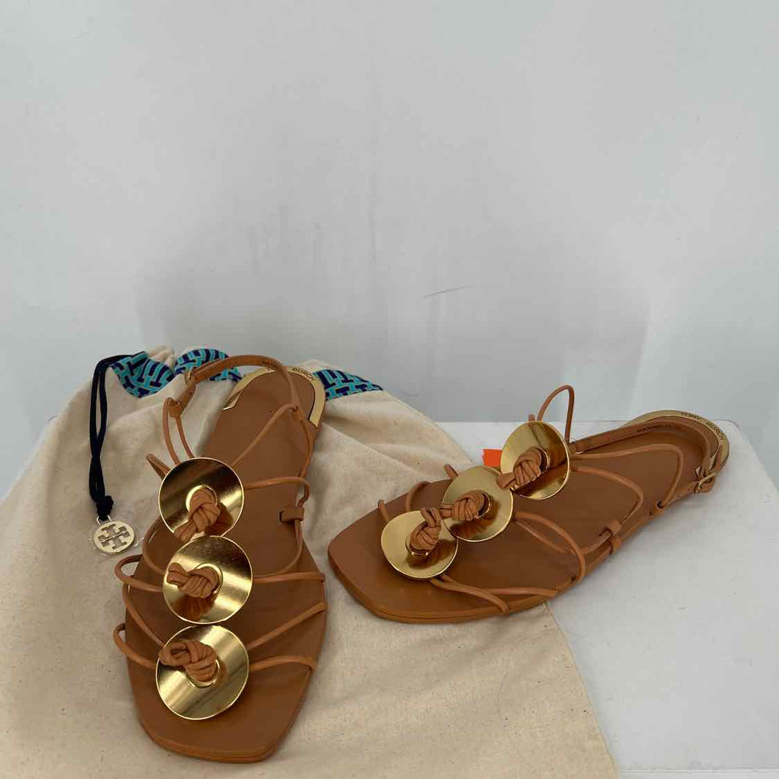 Tory Burch Women Size 7 Camel New Sandals