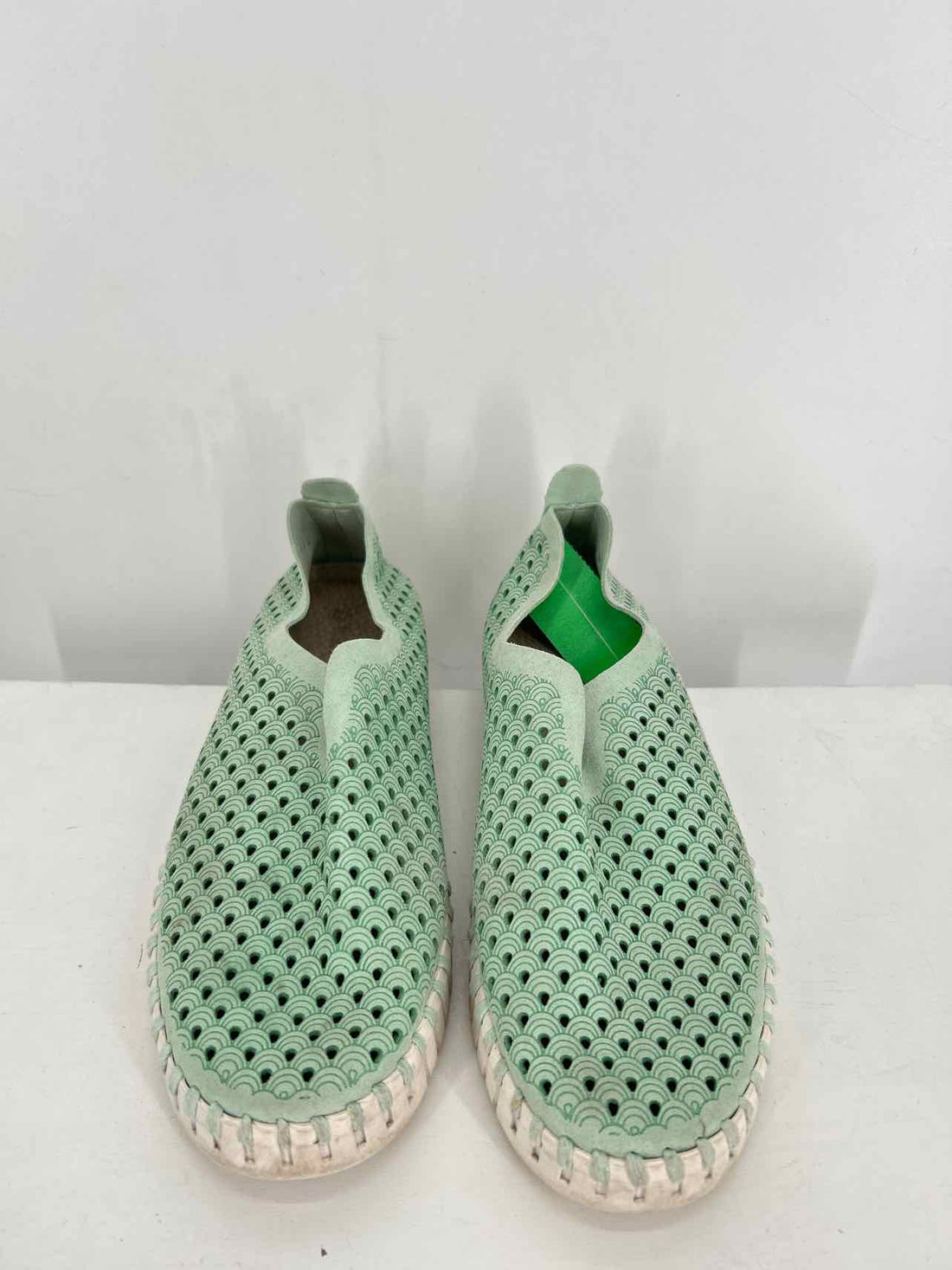 Ilse Jacobsen Women Size 36 (5.5-6) Mint Green Perforated Sneakers