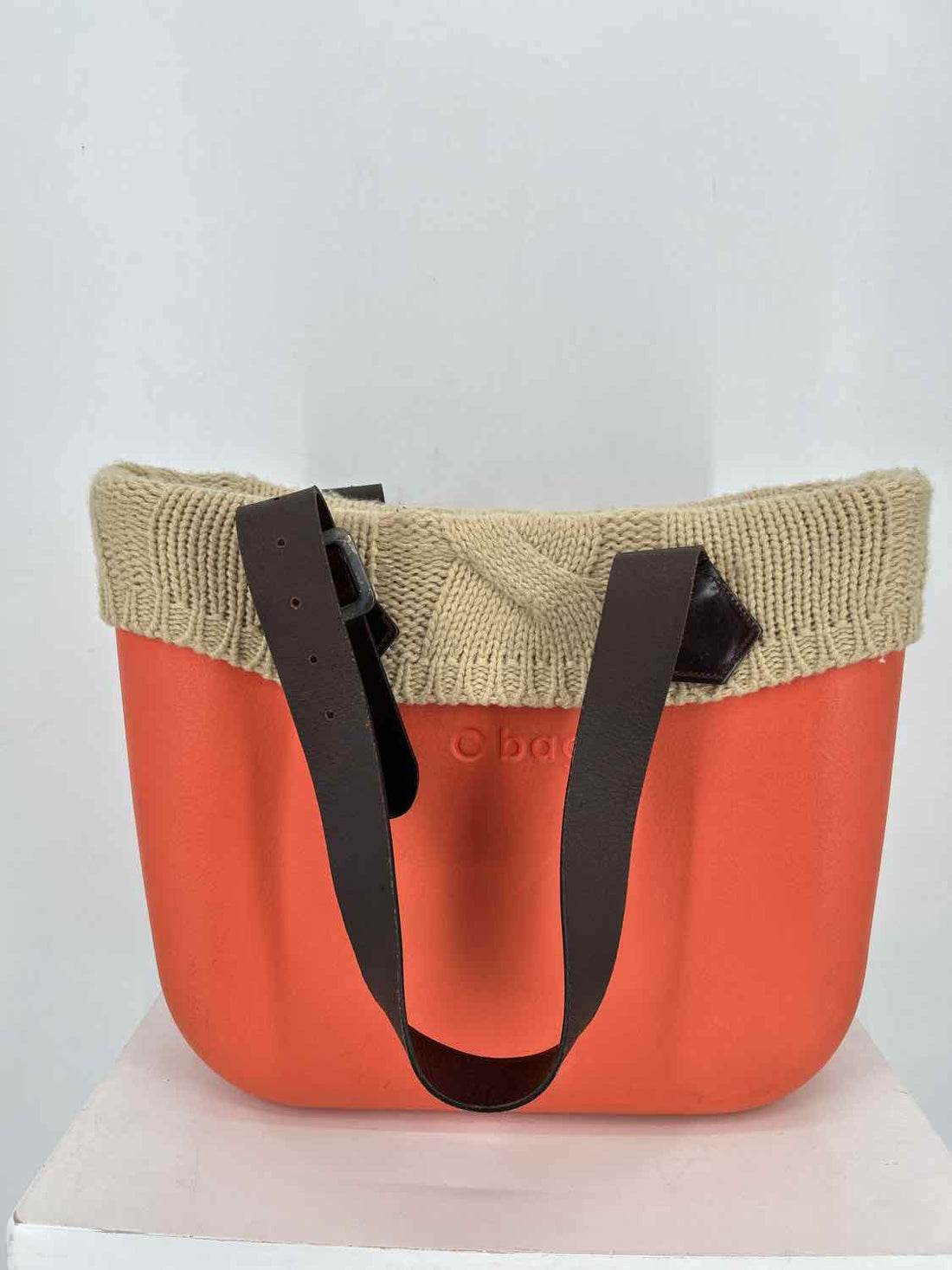 O bag w Convertible Straps Orange Rubber Pre Owned Tote