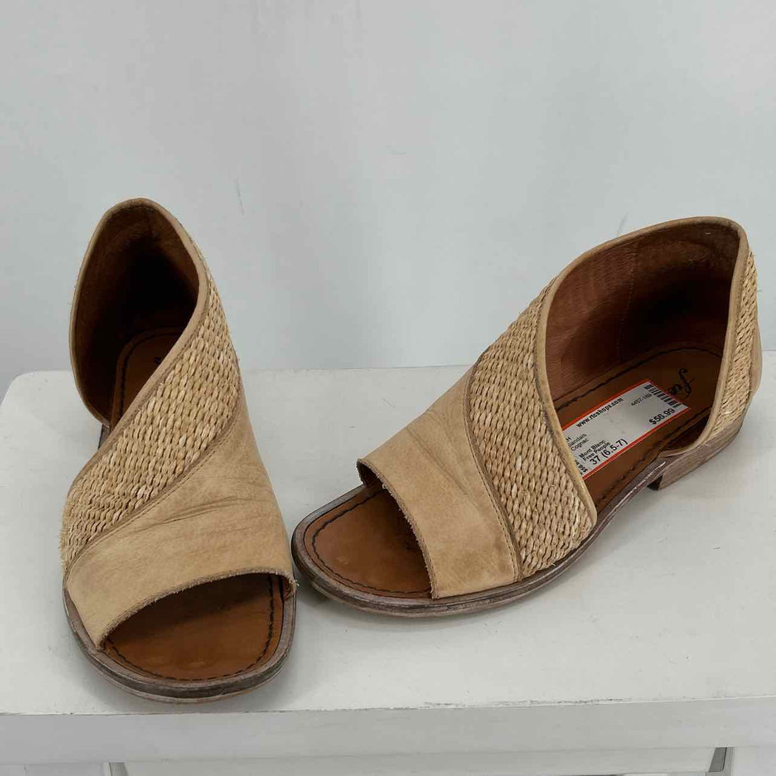 Free People Women Size 37 (6.5-7) Cognac Sandals