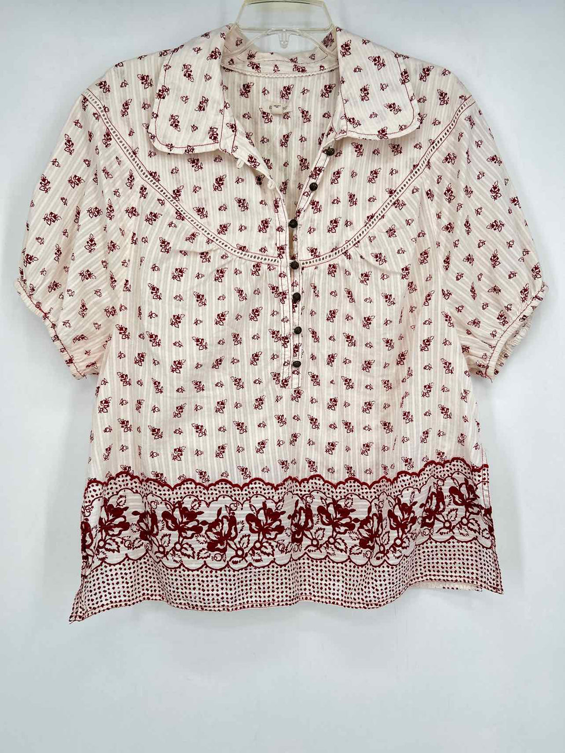 Pilcro Size XL White & Maroon Short Sleeve