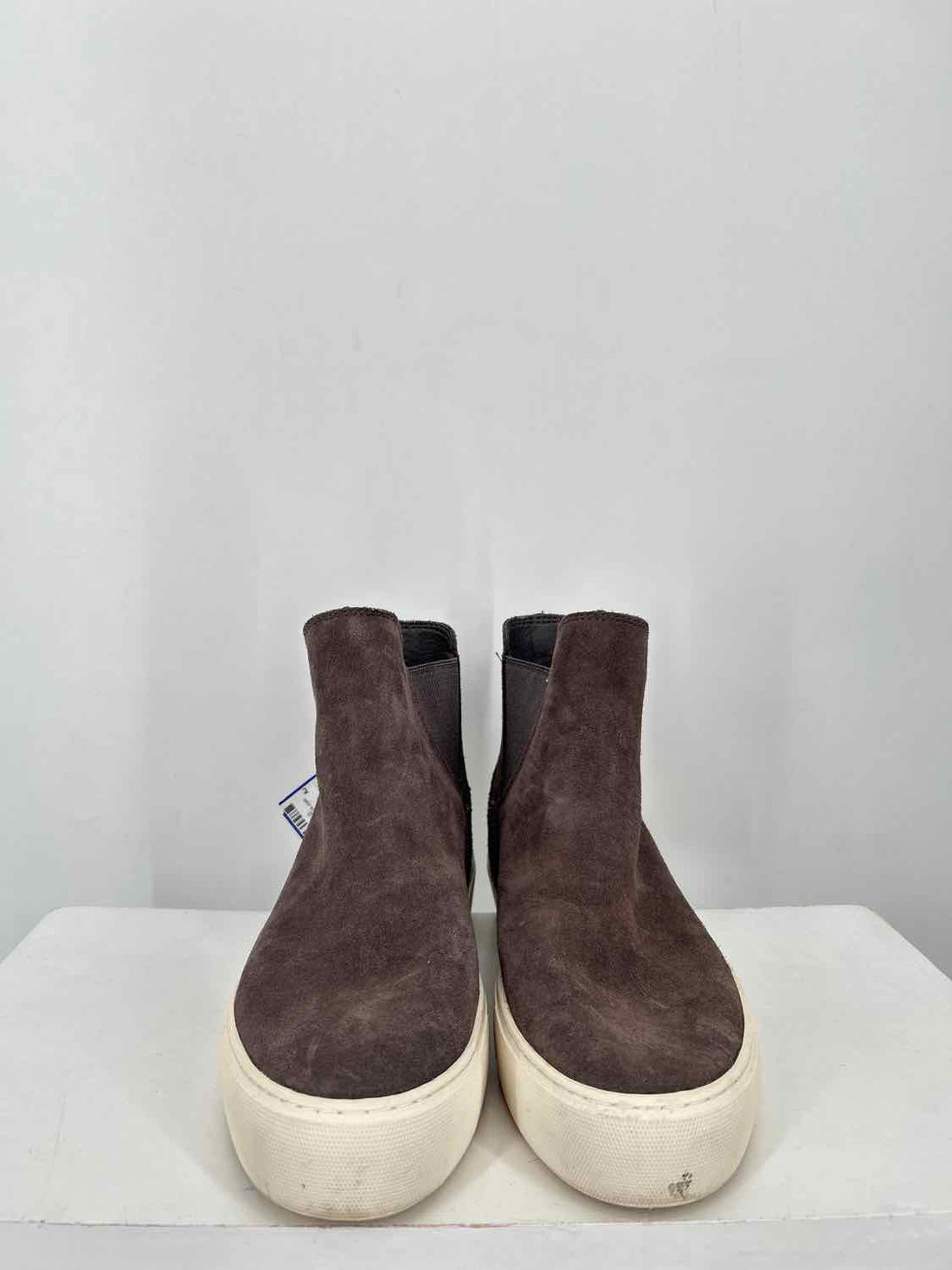 Ugg Mauna Chelsea sneaker boot Women Size 8 Gray Ankle Boot