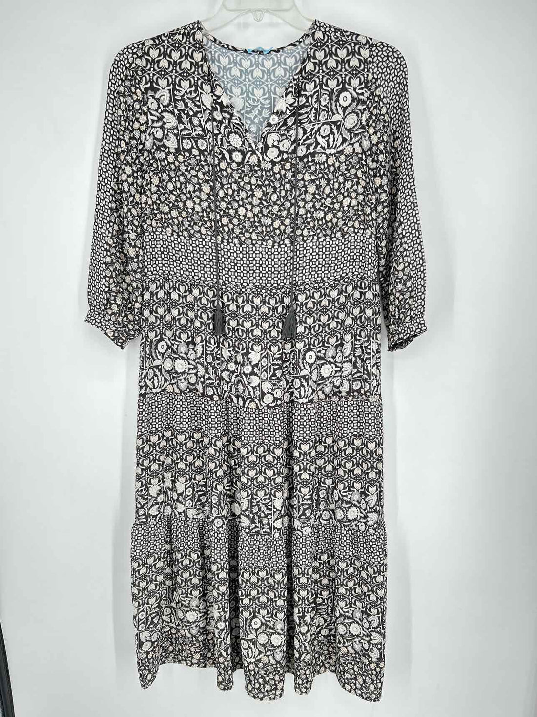 J McLaughlin Size XS Brown Print Long Sleeve Dress