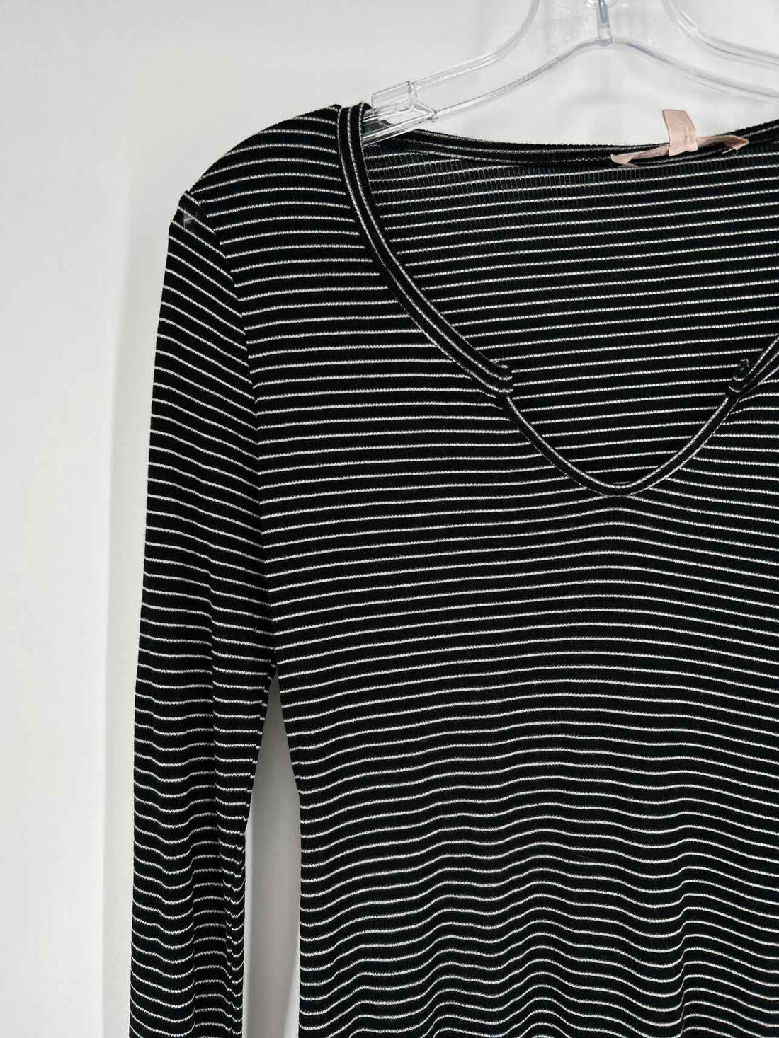 Philosophy Size M Black & White Striped Long Sleeve