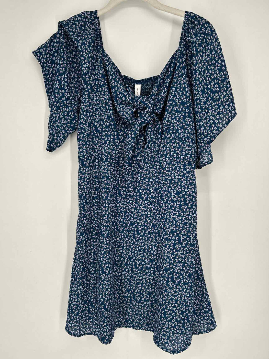 Dokotoo Size S Navy Floral NWT Dress