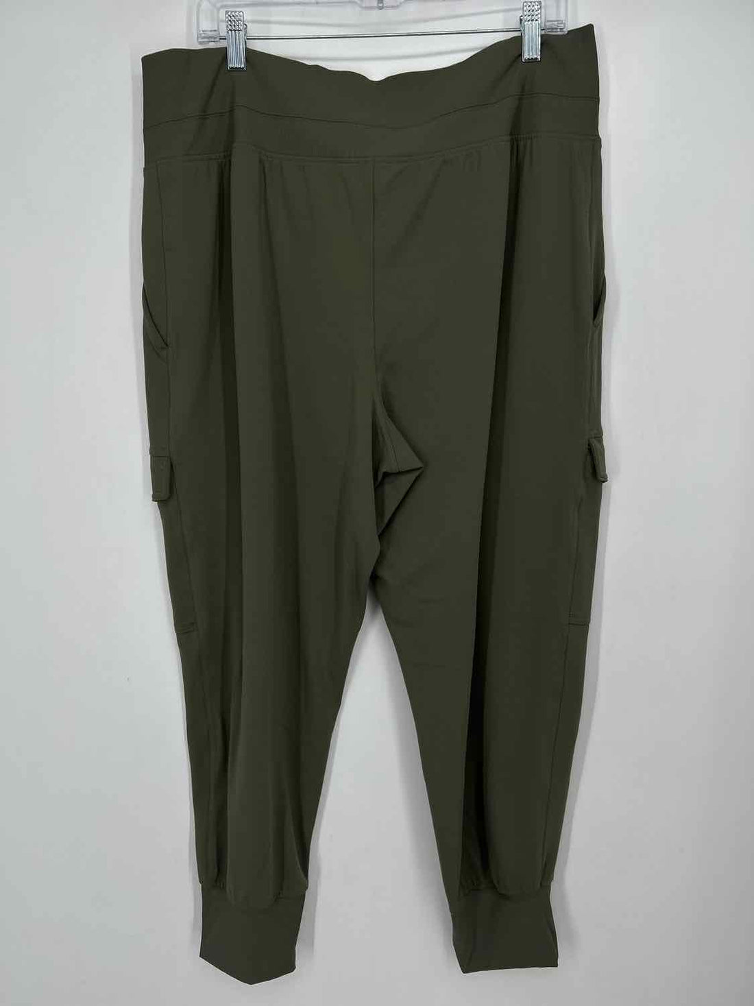 Athleta Size 1X Green Active Wear