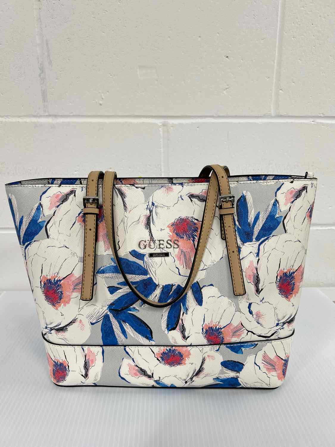 GUESS floral authentic tote bags