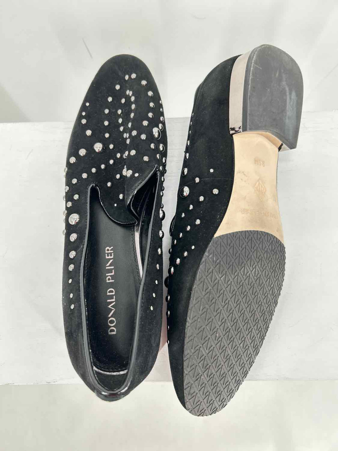 Donald J Pliner Women Size 9.5 Black Gunmetal Stud Loafers