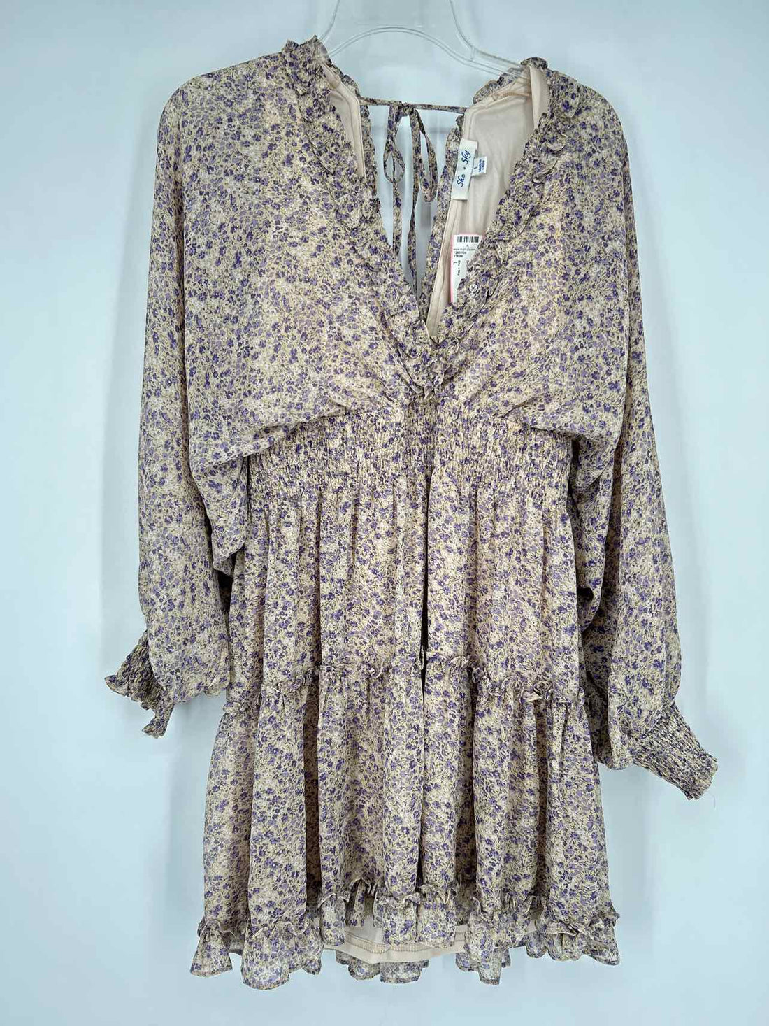 She + Sky Size L Beige Floral Long Sleeve Dress