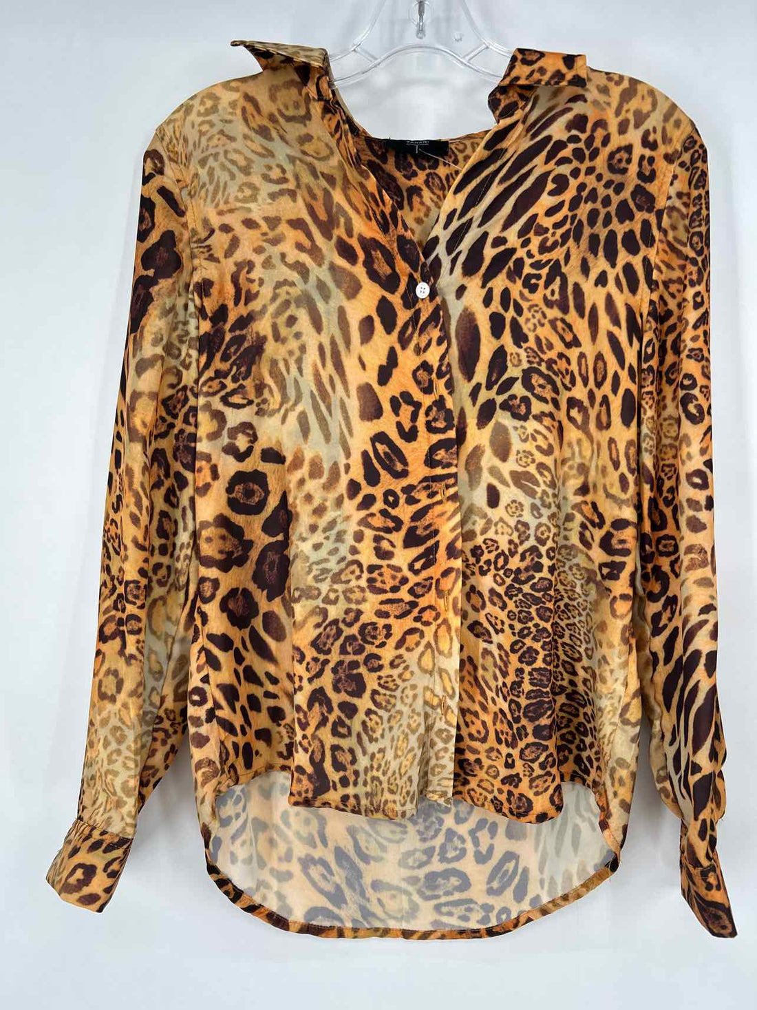 Tahari Size SP Leopard NWT Long Sleeve