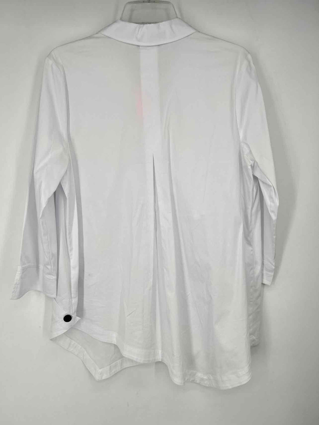 Habitat Size M White Long Sleeve