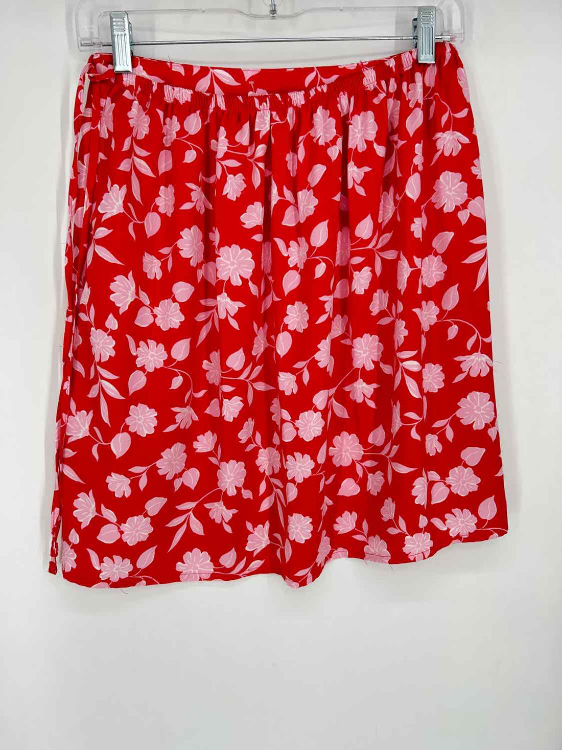 Lauren Conrad Size S Red Floral Skirts