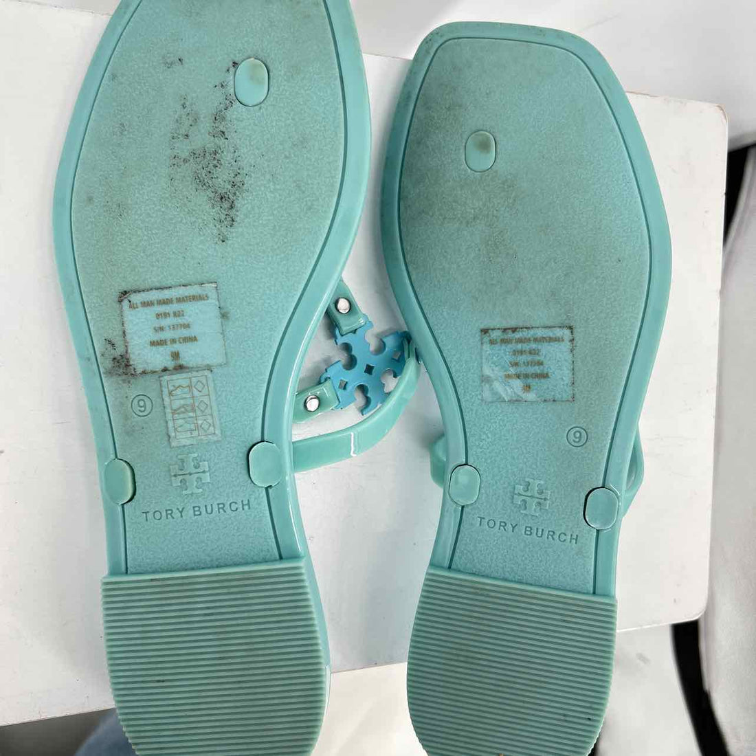 Tory Burch Women Size 9 Tiffany Blue Jelly Sandals