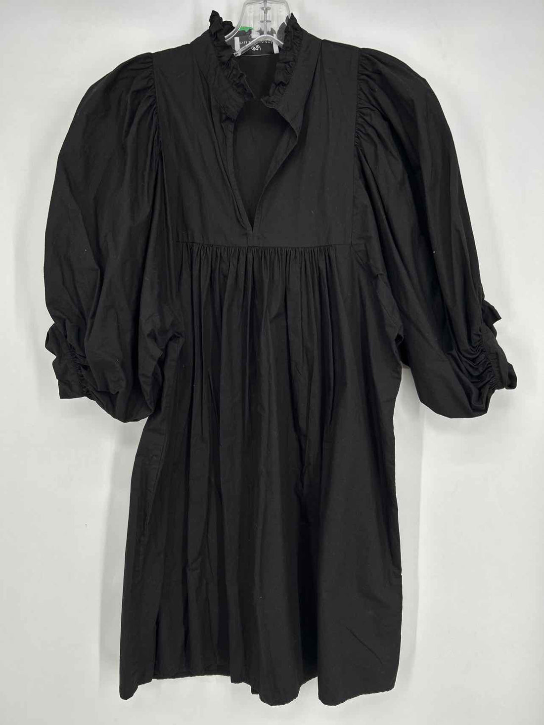 Never A Wallflower Size M Black Short Sleeve Dress