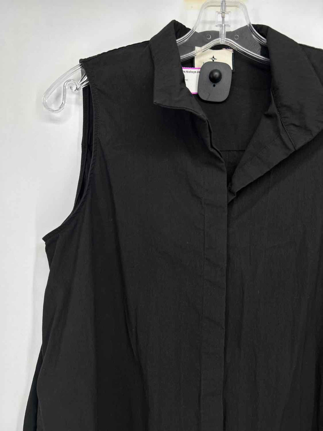 Tuckernuck Size M Black Sleeveless Dress