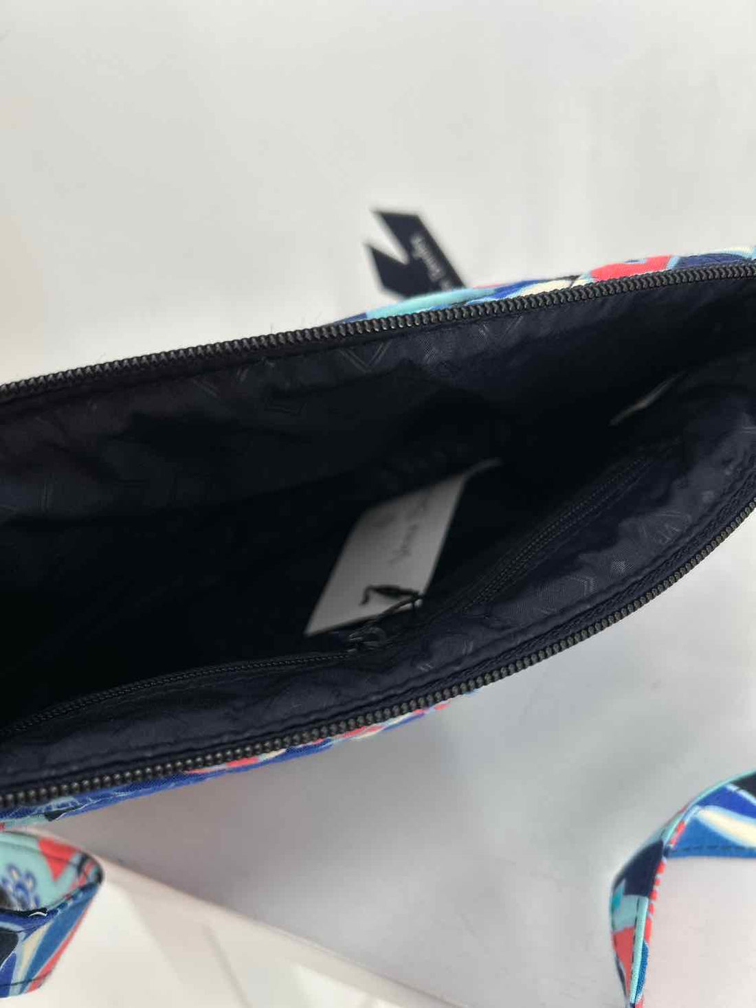 Vera Bradley Navy Print NWT Little Hipster Purse