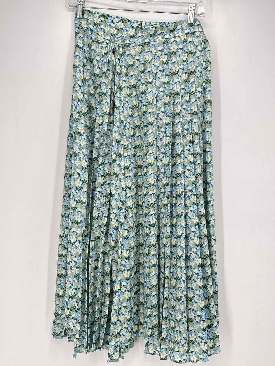 Zara Size S Blue Floral Skirts