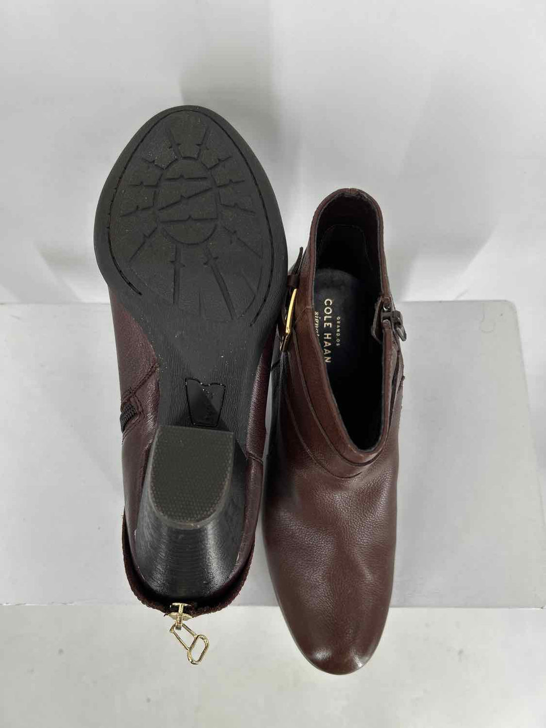 b.o.c Women Size 10 Dark Brown Ankle Boot