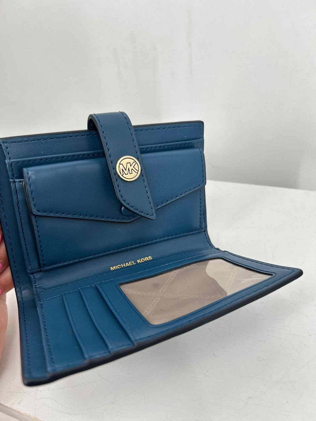 Michael Kors Blue Pebbled Leather Excellent Condition Wallet