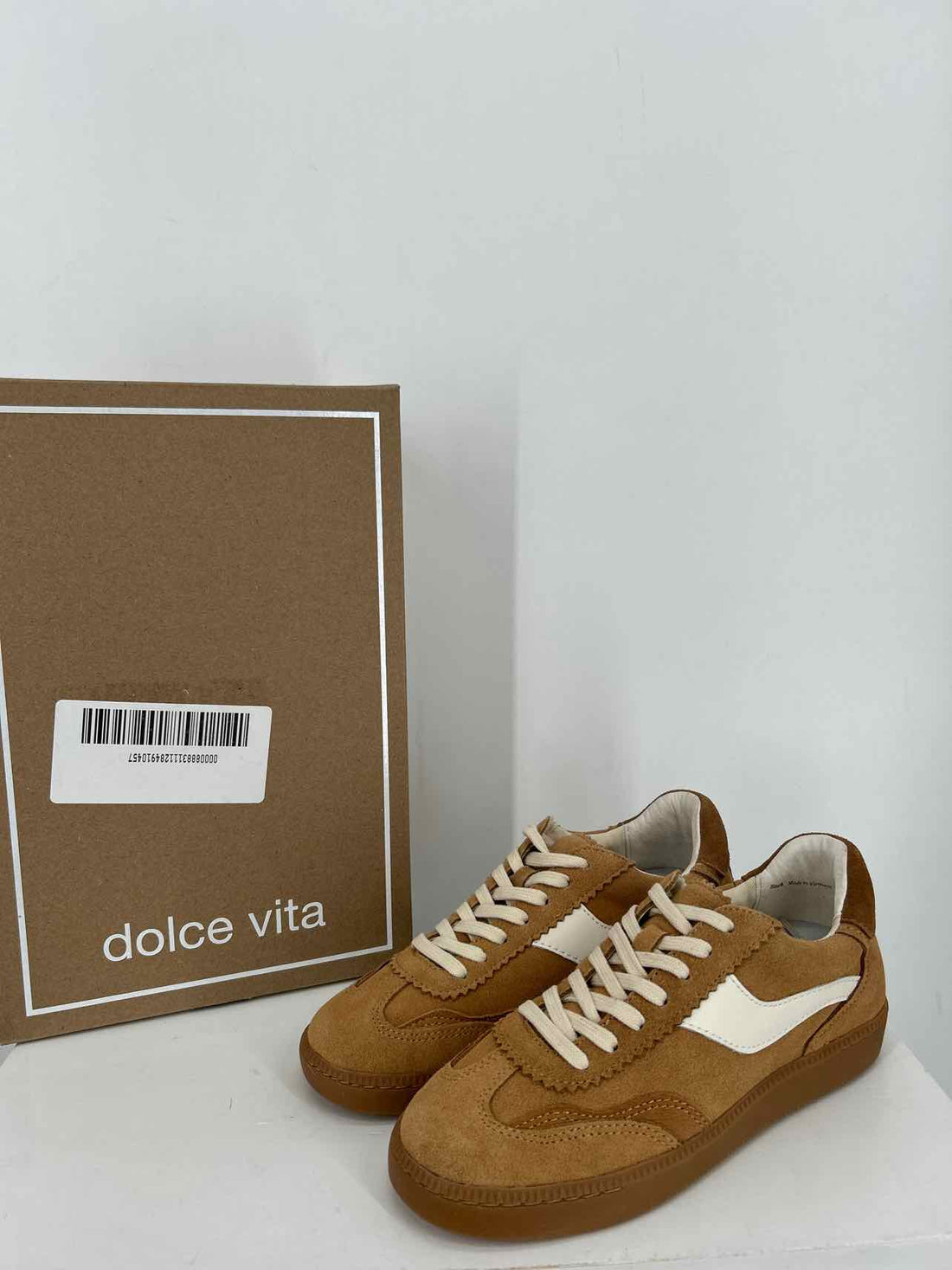 Dolce Vita Women Size 6 Brown & White New In Box Suede Sneakers