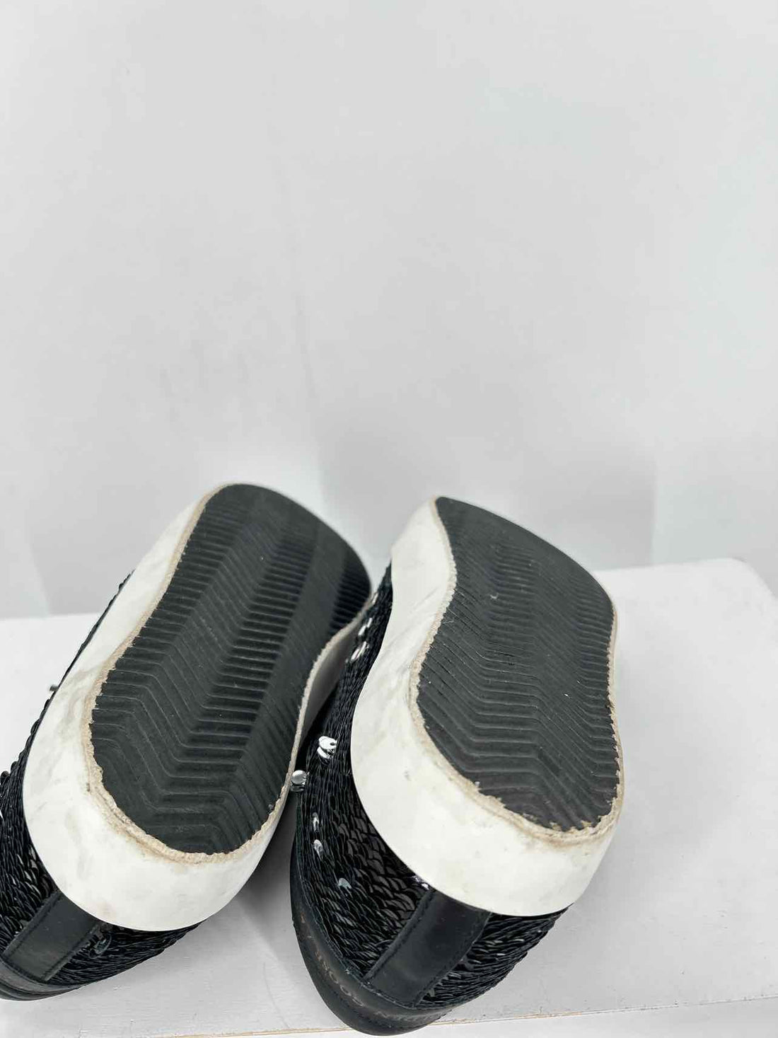 Golden Goose Women Size 39 (8.5-9) Black Sequins Sneakers