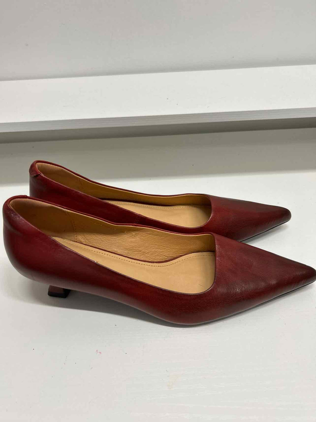 Handmade Women Size 40 Dark Red Like New Kitten Heels