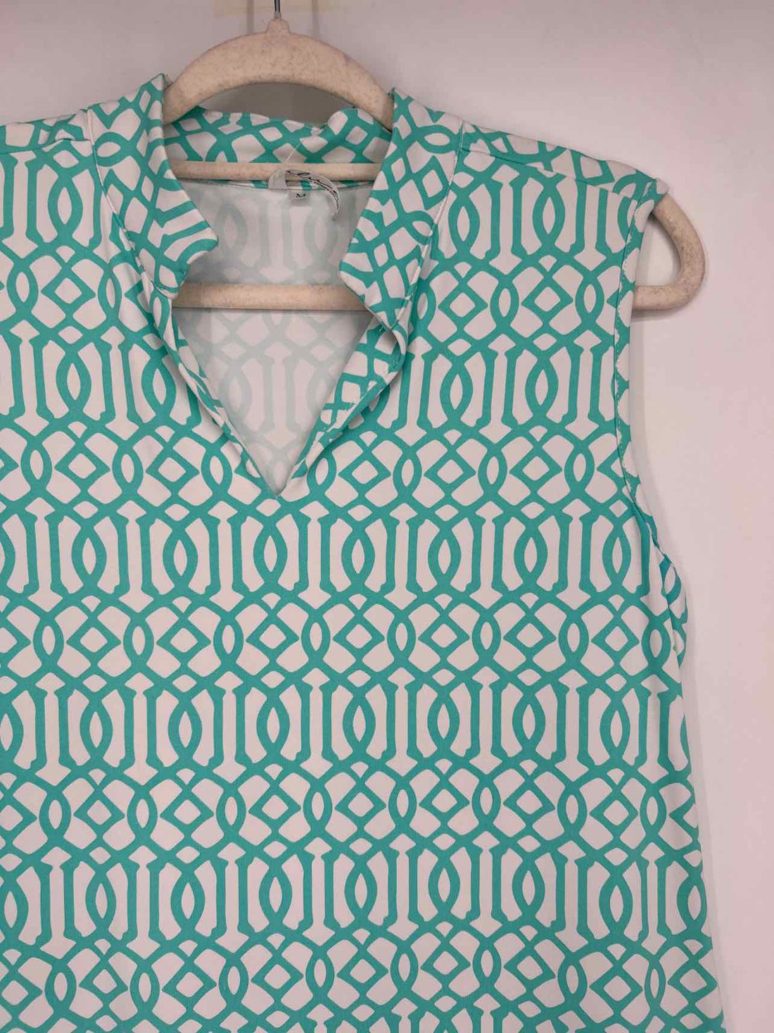 Lulu B Size M White & Aqua Sleeveless Dress