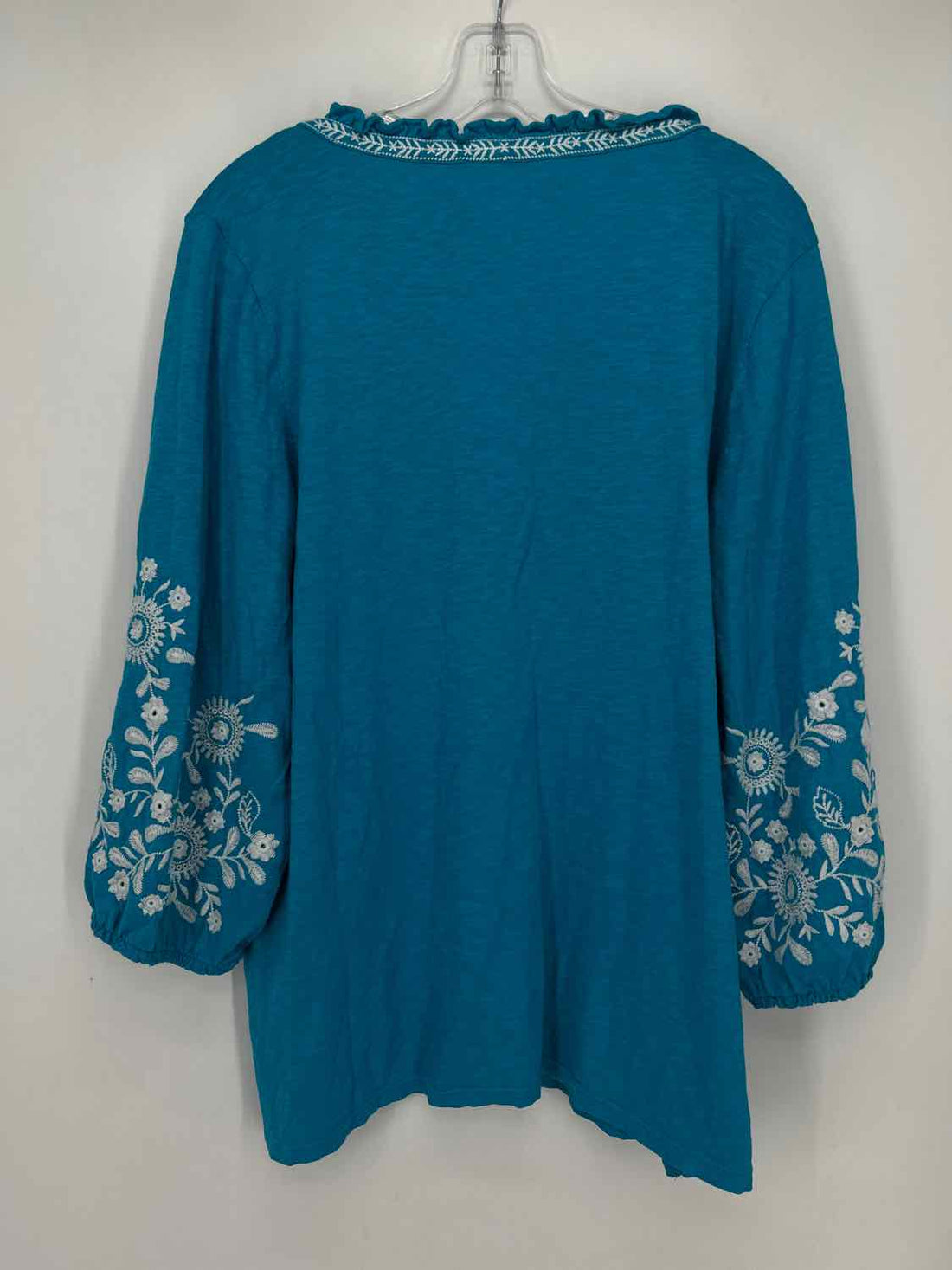 Talbots Size XL Blue & White Embroidered Long Sleeve