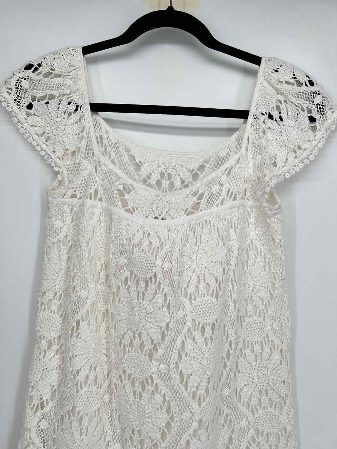 Milly Size 4 White Lace Short Sleeve