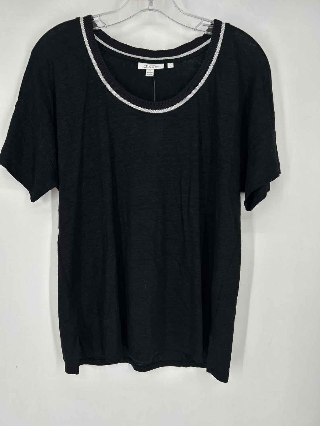 Chicos Size 1(M) Black Short Sleeve