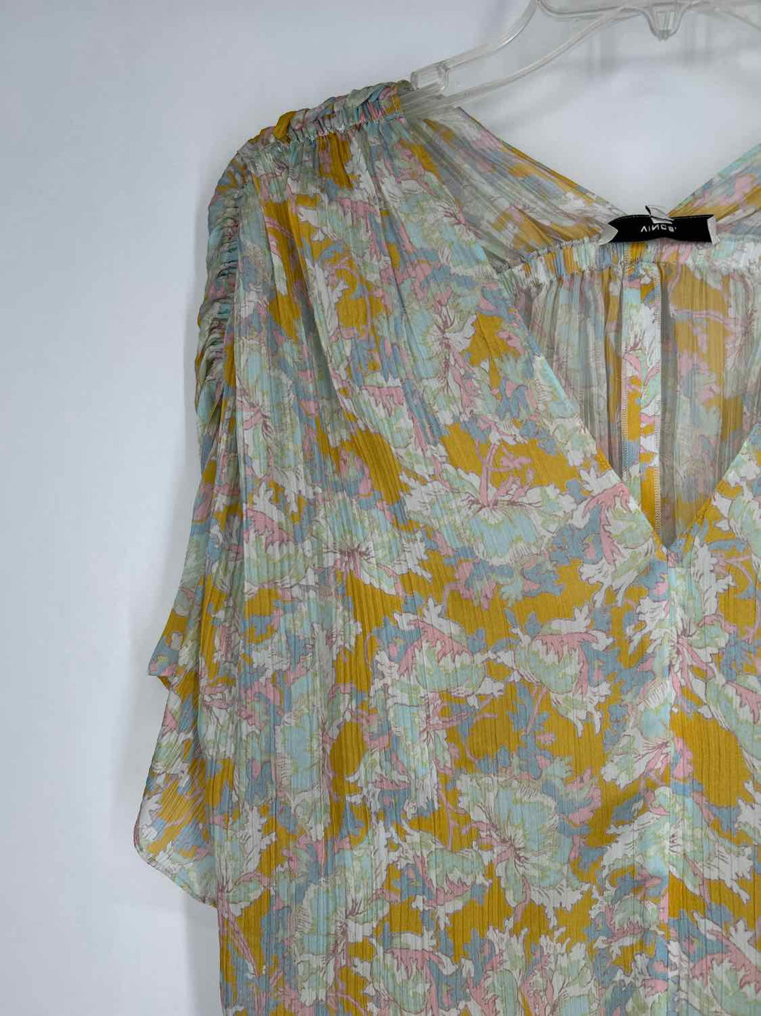 Vince Size M Mustard Floral Silk Short Sleeve