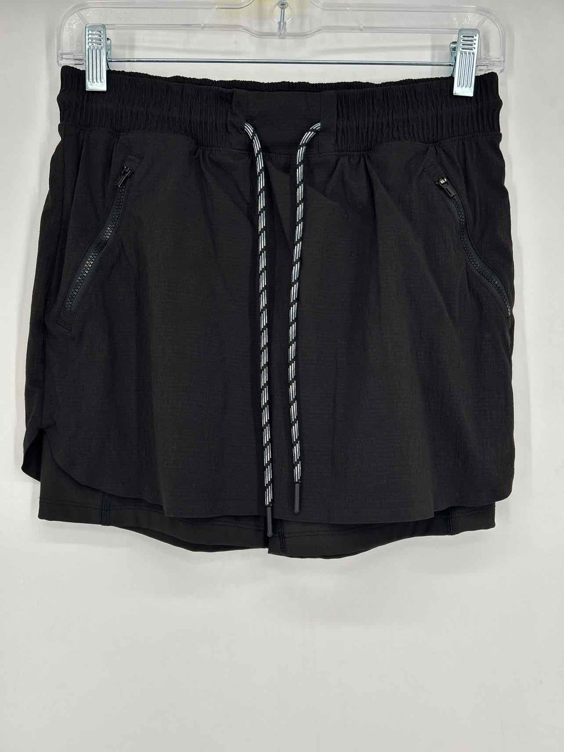 Athleta Size 4 Black Active Skorts