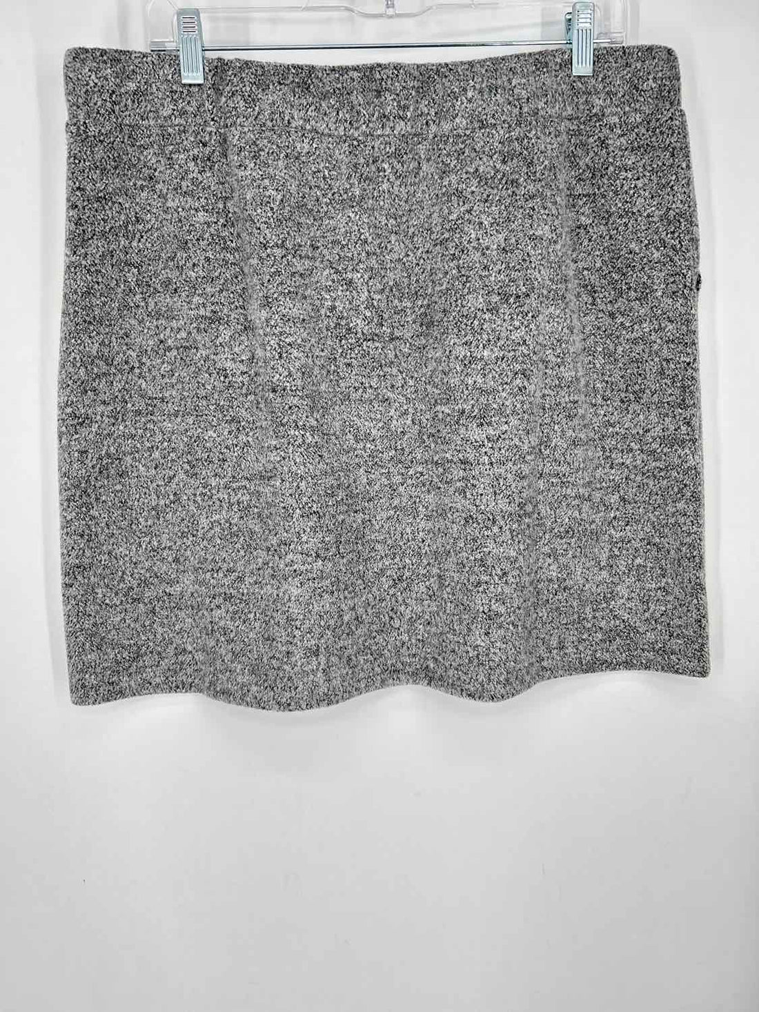Loft Size L Gray Skirts