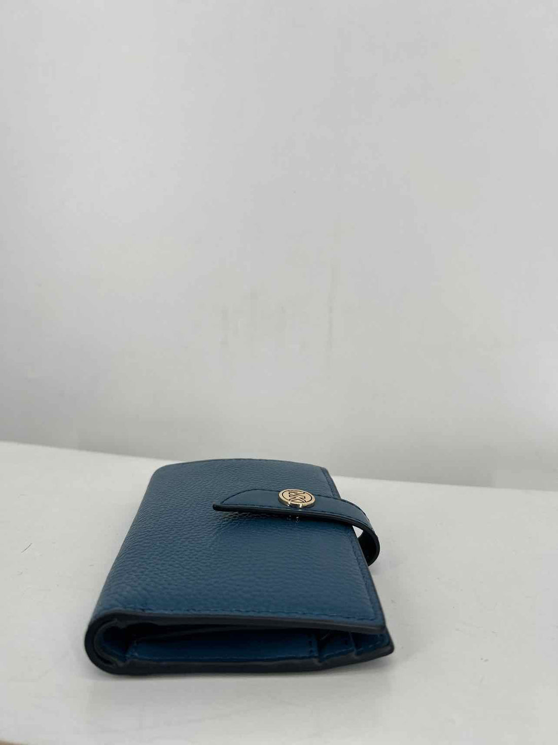 Michael Kors Blue Pebbled Leather Excellent Condition Wallet