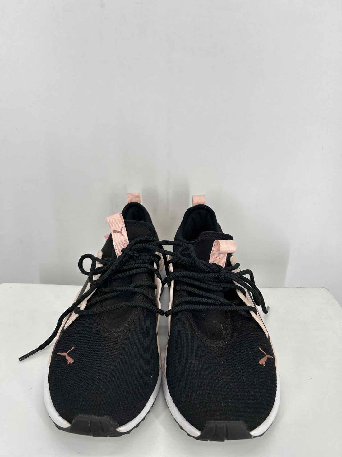 Puma Women Size 8.5 Black & Light Pink Sneakers
