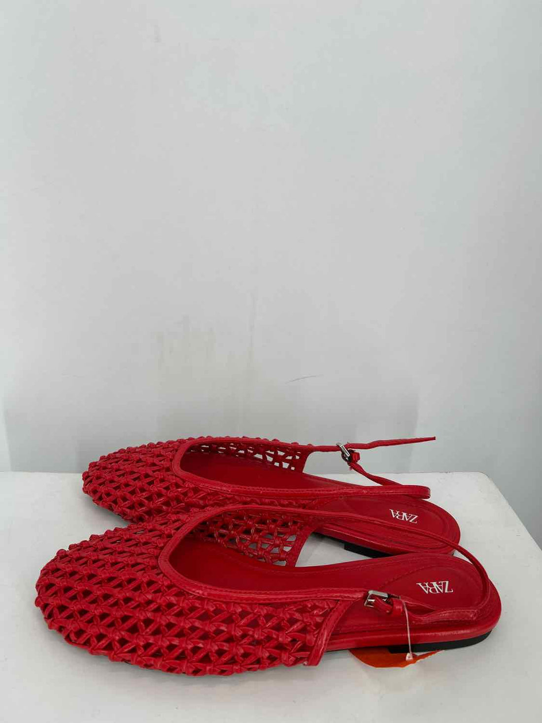 Zara Women Size 40 (9-9.5) Red Like New Flats