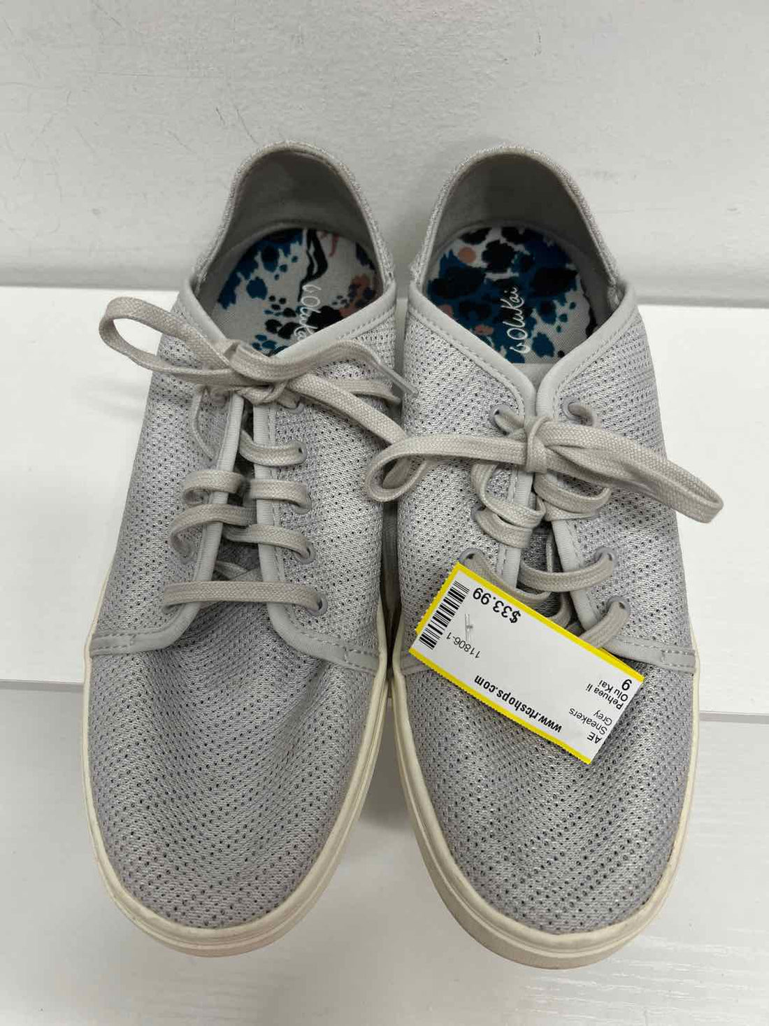 Olu Kai Women Size 9 Grey Sneakers