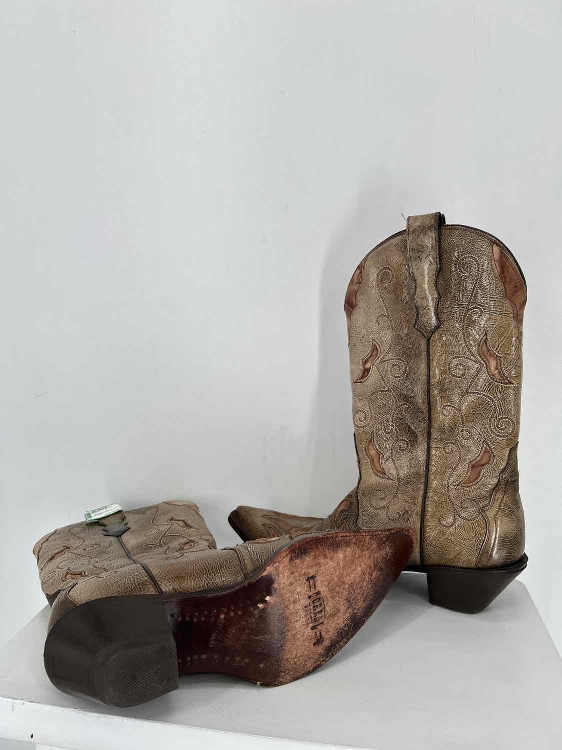 Corral Women Size 8.5 Taupe Cowboy Boot