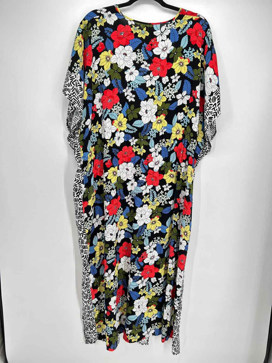 Jessica Simpson Size XL Black & White Print & Floral NWT Coverup