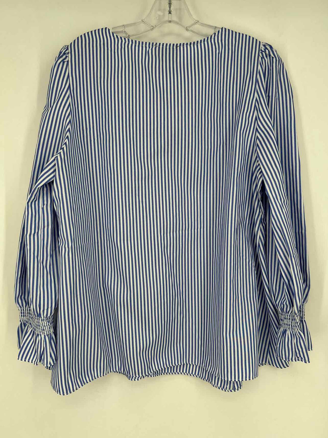 Tuckernuck Size XL White & Blue Striped Long Sleeve