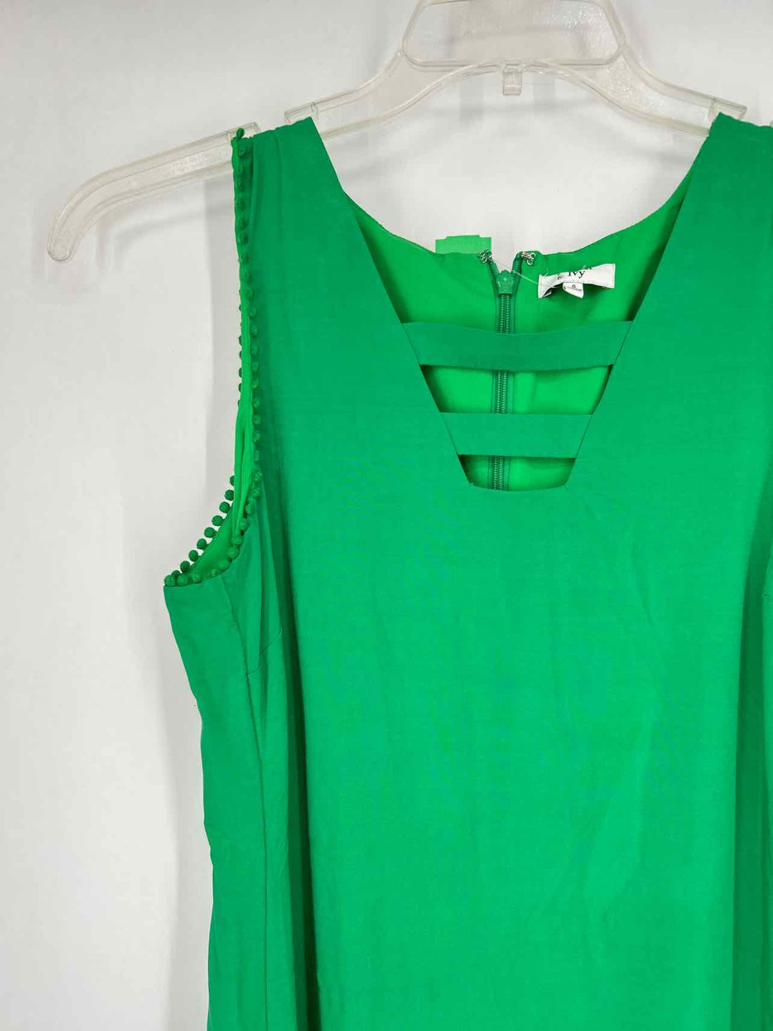 Crown & Ivy Size 6 Green Eyelet Sleeveless Dress