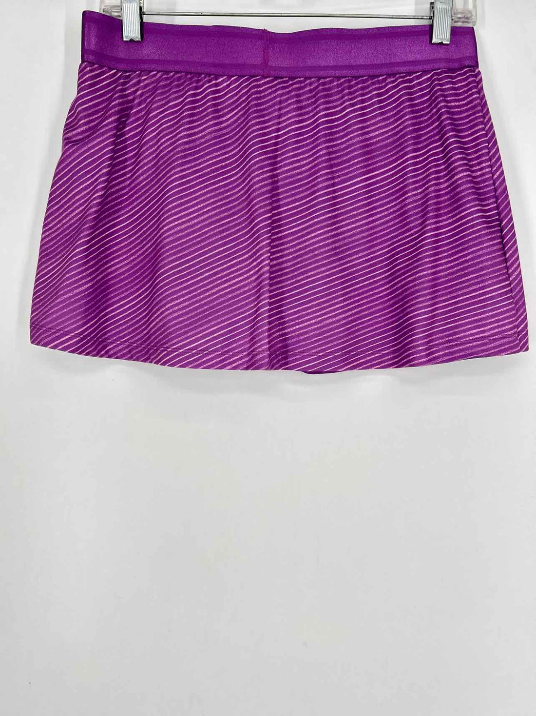 Nike Size M Purple Striped Active Skorts