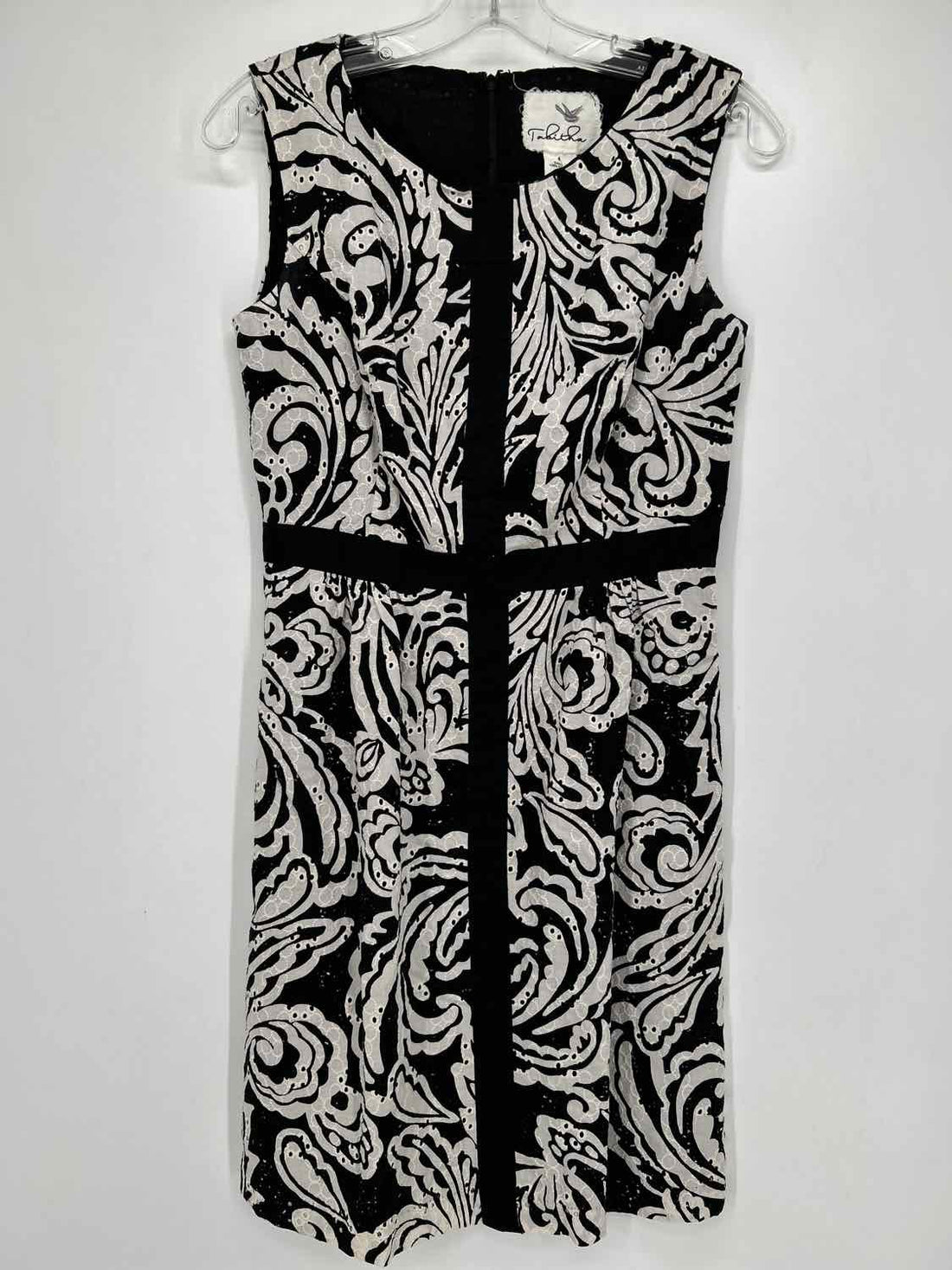 Tabitha Size 4 Black White Print Dress