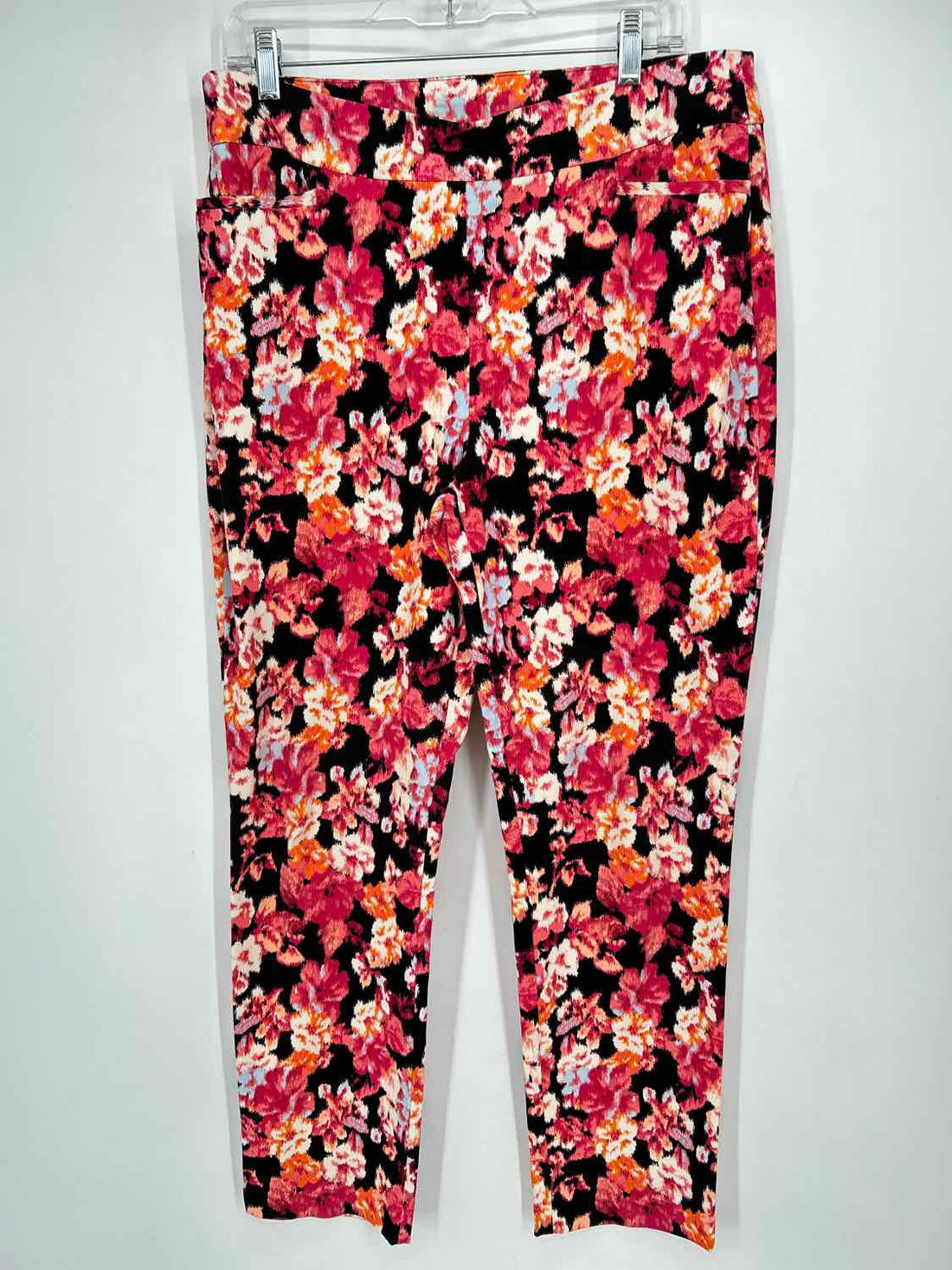 Chicos Size 1.5(10) Black & Pink Floral Pants