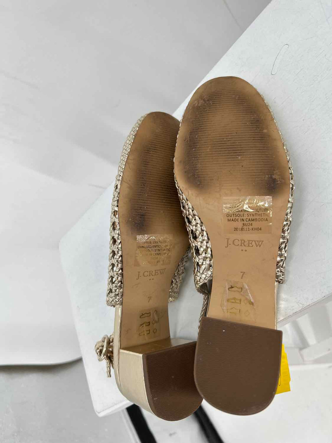 J Crew Women Size 7 Gold Heels