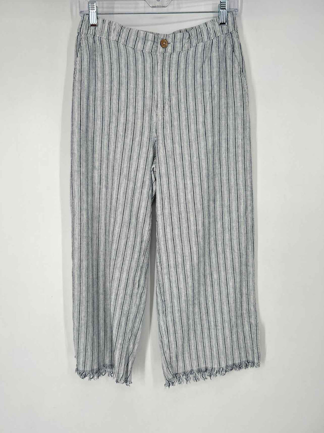 Carve Designs Size S White & grey striped Pants