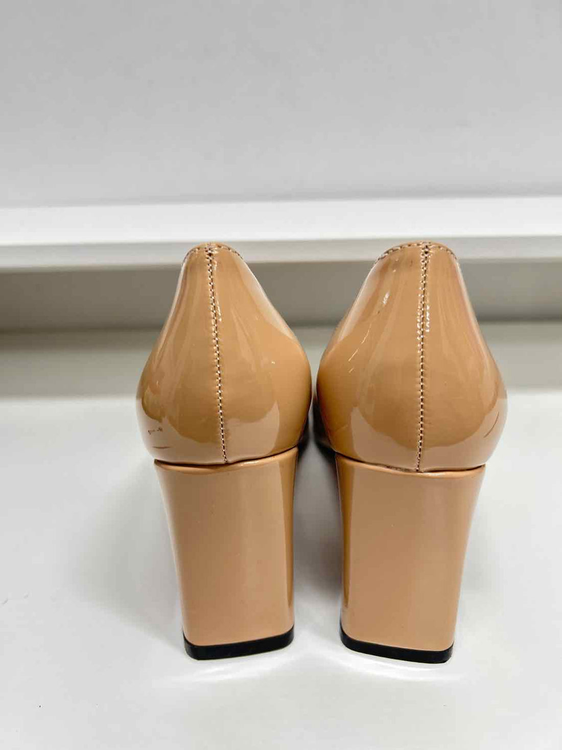 Wayderns Women Size 7.5 Nude New Heels