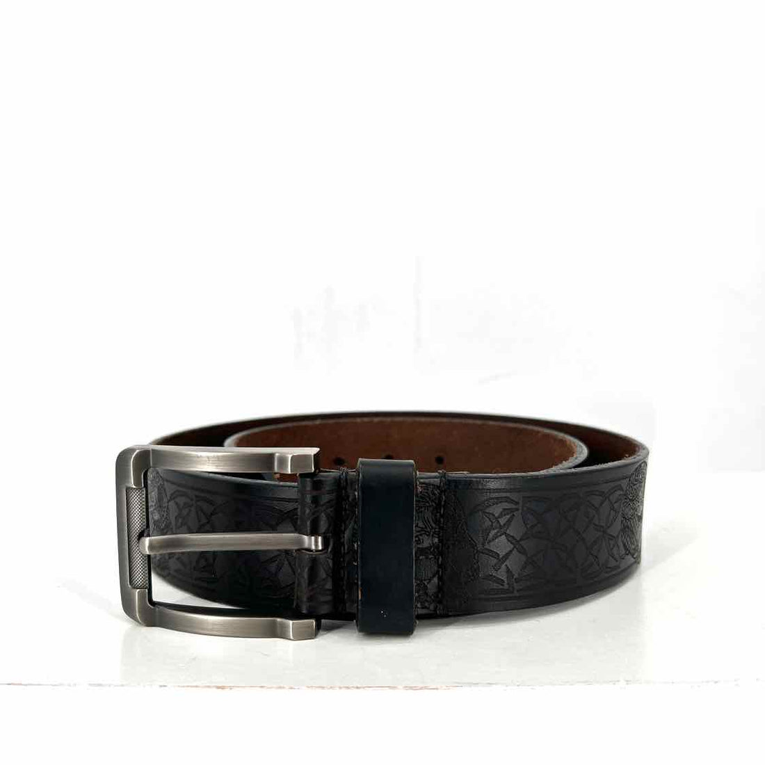 No Brand Name Size 34 Genuine Leather Dark Brown Belts