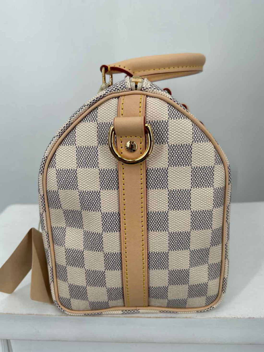 Louis Vuitton Speedy Bandouliere 25  LUXURY